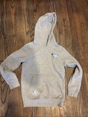 GOAT USA kids gray hoodie M